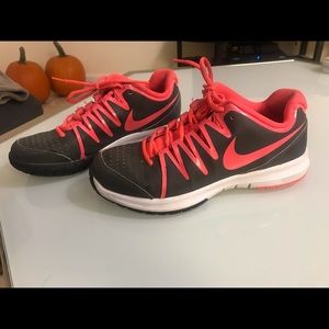 Women's Nike sneakers